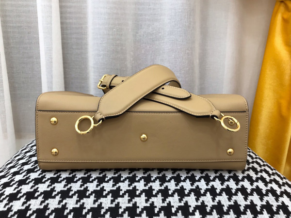 F**di  medium peekaboo-26-33-12cm