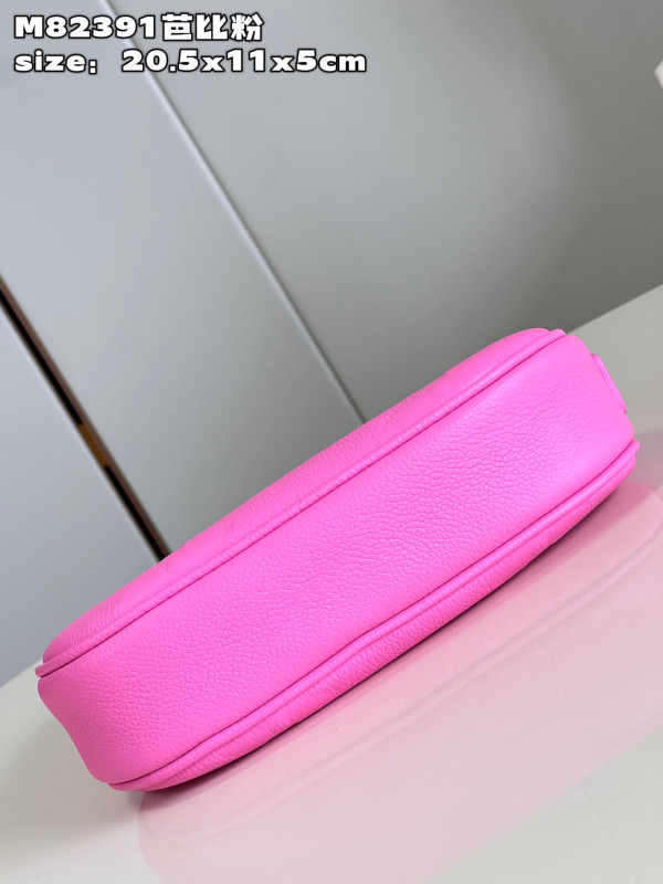 l0*is V*t0n mini moon