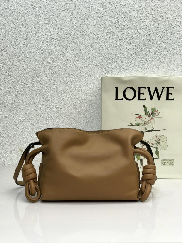 Lowee Mini Flamenco clutch-18-23.9-9cm