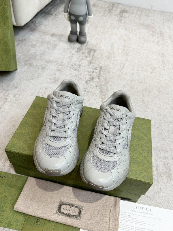 G*u*i ripple sneaker