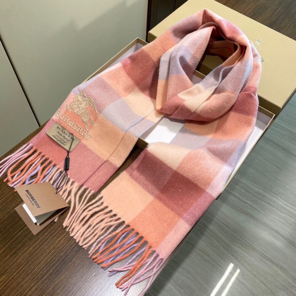 B**rry scarf