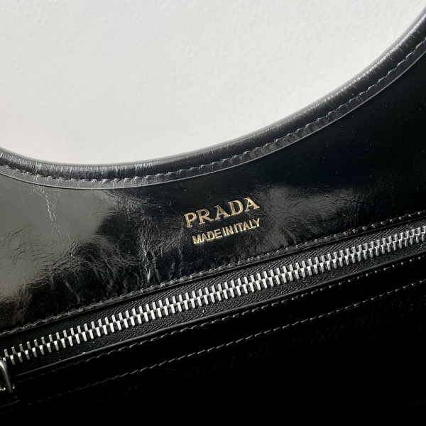 Pra*a large leather tote bag