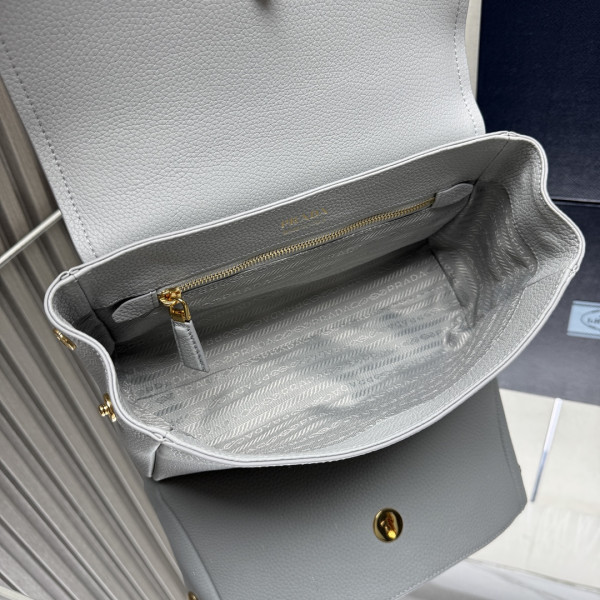 Pra*a small leather shoulder bag-26*14*9.5cm