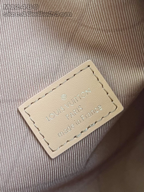 l0*is V*t0n side trunk mm-23.5*16*8.5cm